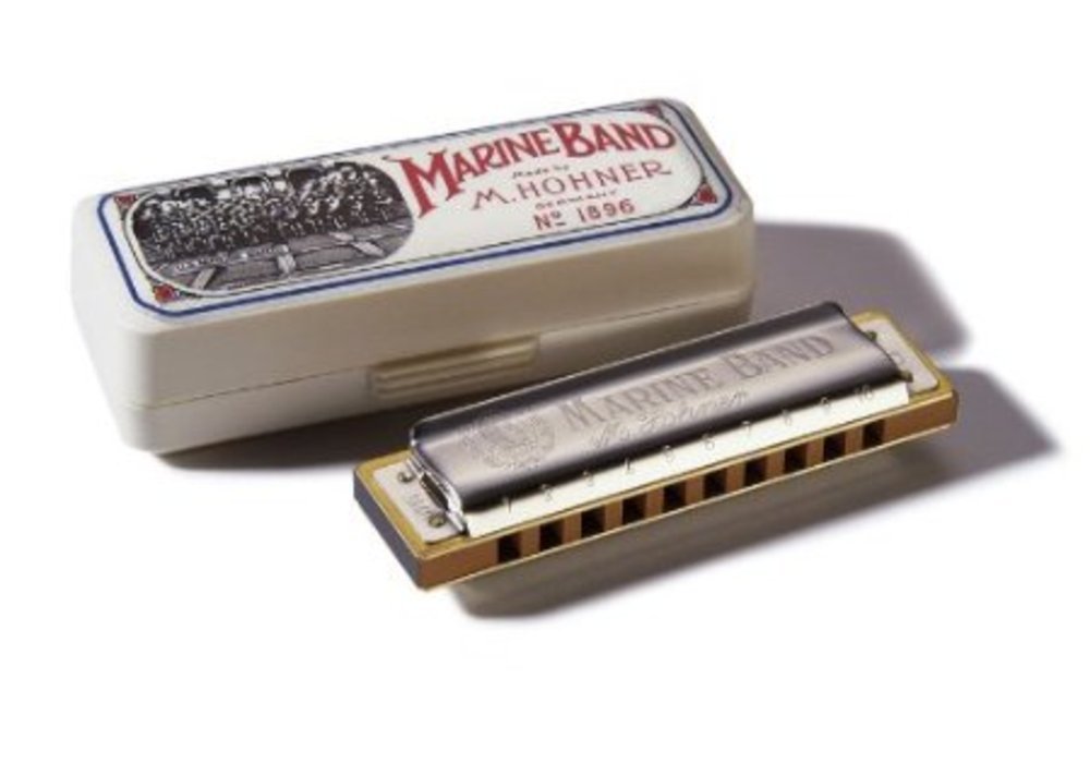 Amazon.com: Hohner M1896116X Marine Band Classic Bb Harmonica